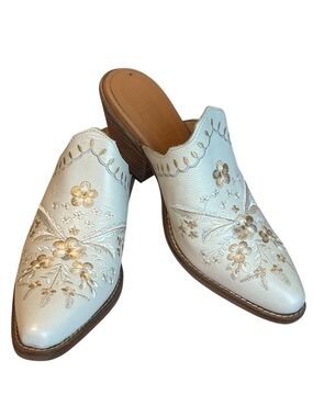 Dingo Wildflower Embroidered Women's Leather Mules white cream size 9.5